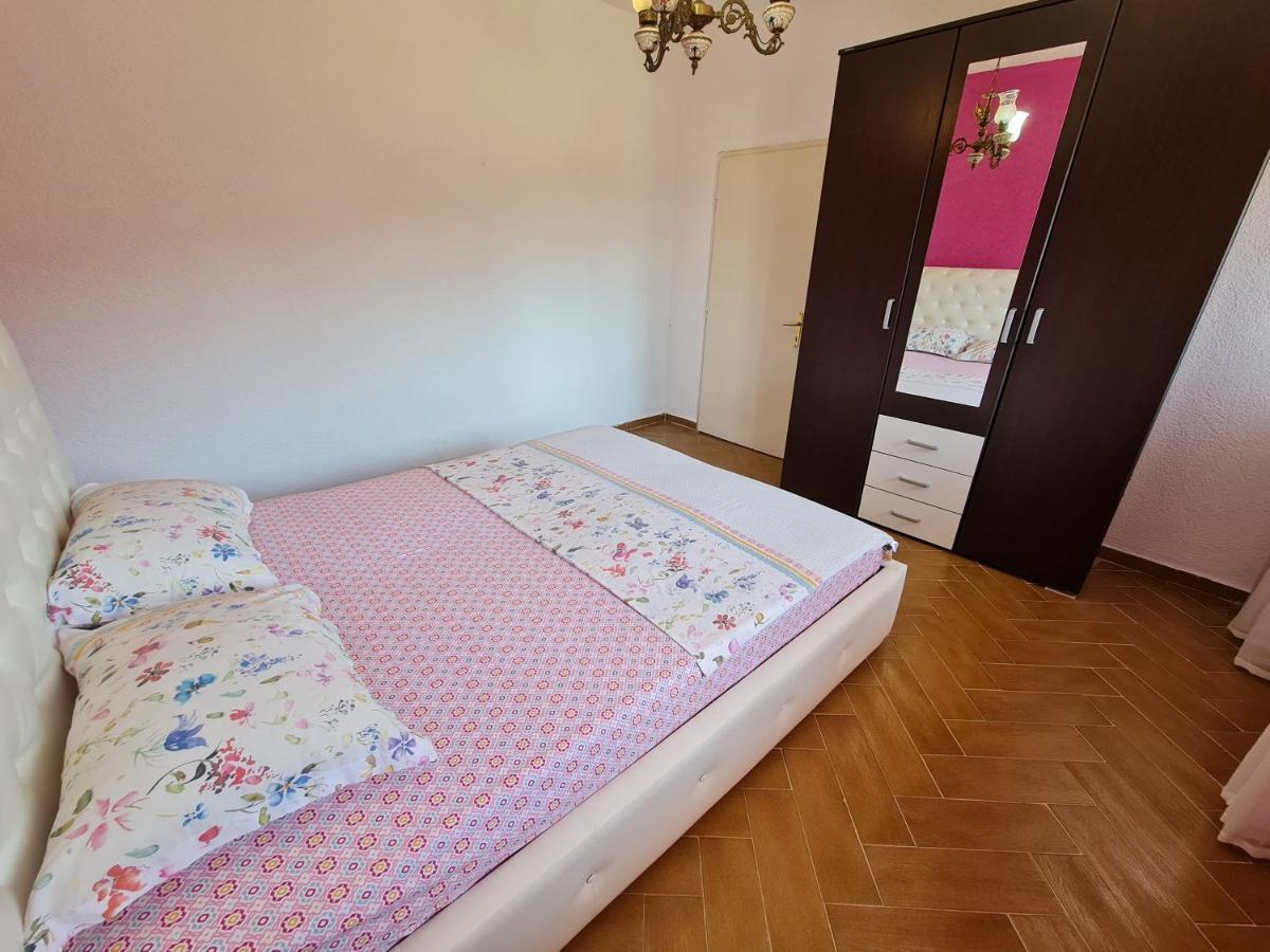 Apartment Dragone Ulcinj Ngoại thất bức ảnh